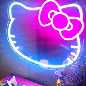 New Hello kitty Mirror vanity